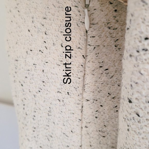 St. John COUTURE Skirt Suit Embellished - Picture 8 of 9